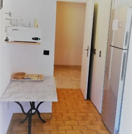 Les Pins A 5 Mn A Pied Du Bord De * Cagnes-sur-Mer