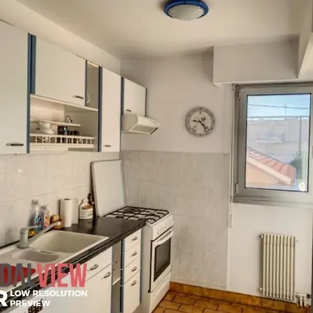Apartment Les Pins A 5 Mn A Pied Du Bord De *